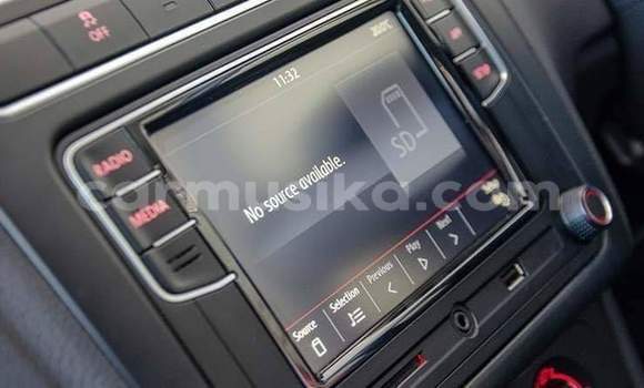 Tenga Tsaru Volkswagen Polo Tsvuku Mota in Harare in Harare Tenga Tsaru Volkswagen Polo Tsvuku Mota in Harare in Harare