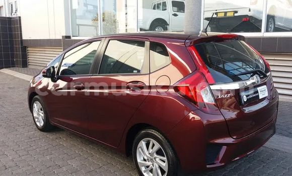 Tenga Tsaru Honda Jazz Tsvuku Mota in Beitbridge in Matabeleland South Tenga Tsaru Honda Jazz Tsvuku Mota in Beitbridge in Matabeleland South