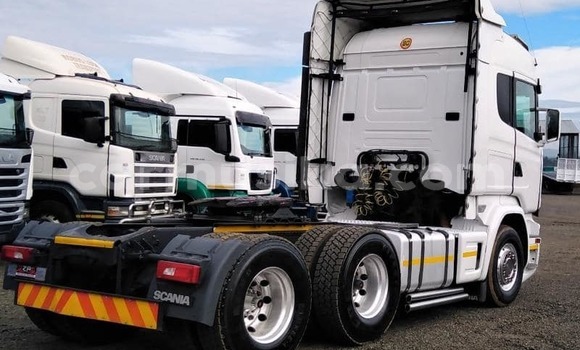 Tenga Tsaru Scania R420 Chena Rori in Harare in Harare Tenga Tsaru Scania R420 Chena Rori in Harare in Harare