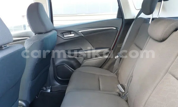 Tenga Tsaru Honda Jazz Tsvuku Mota in Beitbridge in Matabeleland South Tenga Tsaru Honda Jazz Tsvuku Mota in Beitbridge in Matabeleland South