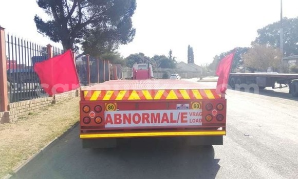 Tenga Tsaru Caterpillar 120 Tsvuku Rori in Harare in Harare Tenga Tsaru Caterpillar 120 Tsvuku Rori in Harare in Harare