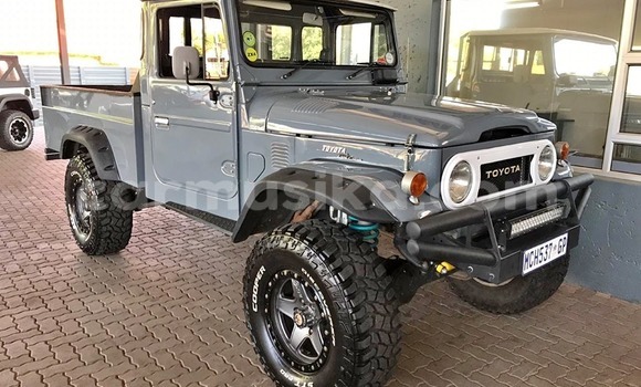 Acheter Occasion Voiture Toyota FJ Cruiser Autre à Beitbridge, Matabeleland South Acheter Occasion Voiture Toyota FJ Cruiser Autre à Beitbridge, Matabeleland South