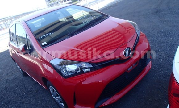 Acheter Occasion Voiture Toyota Vitz Rouge à Beitbridge, Matabeleland South