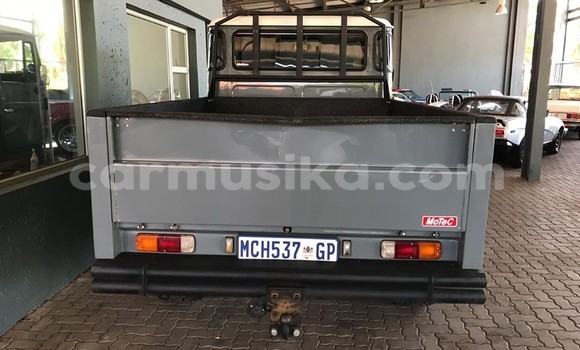 Acheter Occasion Voiture Toyota FJ Cruiser Autre à Beitbridge, Matabeleland South Acheter Occasion Voiture Toyota FJ Cruiser Autre à Beitbridge, Matabeleland South