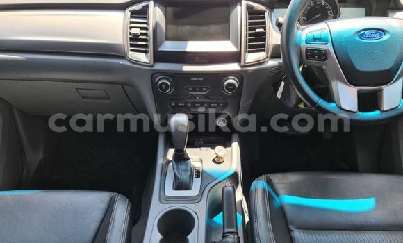 Acheter Occasion Voiture Ford Ranger Beige à Beitbridge, Matabeleland South Acheter Occasion Voiture Ford Ranger Beige à Beitbridge, Matabeleland South