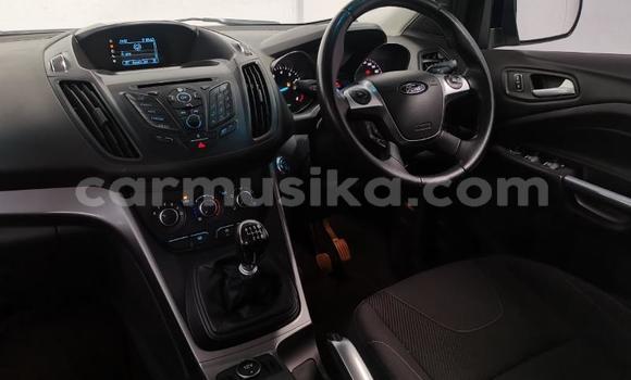 Nunua Ilio tumika Ford Kuga Bluu Gari ndani ya Beitbridge nchini Matabeleland Kusini Nunua Ilio tumika Ford Kuga Bluu Gari ndani ya Beitbridge nchini Matabeleland Kusini