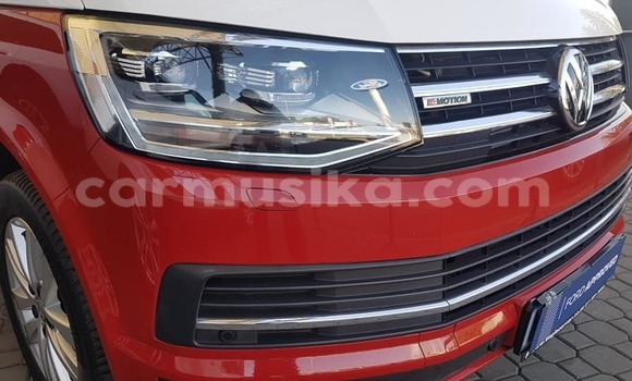 Tenga Tsaru Volkswagen Caravelle Tsvuku Mota in Beitbridge in Matabeleland South Tenga Tsaru Volkswagen Caravelle Tsvuku Mota in Beitbridge in Matabeleland South