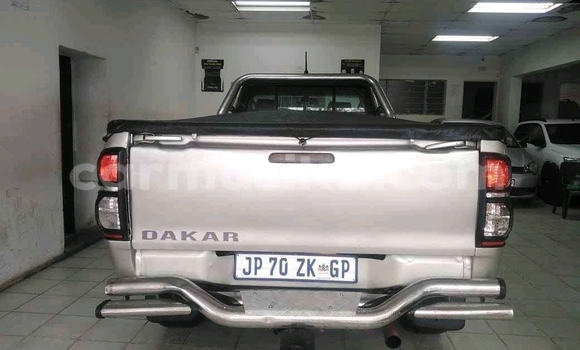 Tenga Tsaru Toyota Hilux Sirivha Mota in Beitbridge in Matabeleland South Tenga Tsaru Toyota Hilux Sirivha Mota in Beitbridge in Matabeleland South