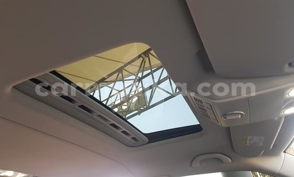 Tenga Tsaru Volkswagen Caravelle Tsvuku Mota in Beitbridge in Matabeleland South Tenga Tsaru Volkswagen Caravelle Tsvuku Mota in Beitbridge in Matabeleland South