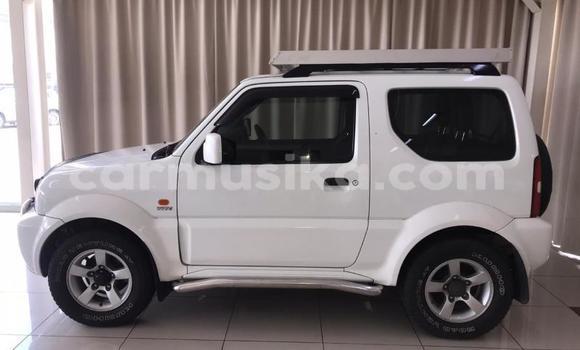 Acheter Occasion Voiture Suzuki Jimny Blanc à Beitbridge, Matabeleland South Acheter Occasion Voiture Suzuki Jimny Blanc à Beitbridge, Matabeleland South