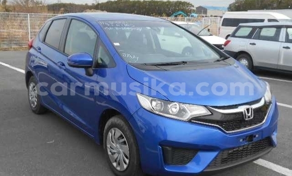 Nunua Ilio tumika Honda Fit Bluu Gari ndani ya Beitbridge nchini Matabeleland Kusini Nunua Ilio tumika Honda Fit Bluu Gari ndani ya Beitbridge nchini Matabeleland Kusini