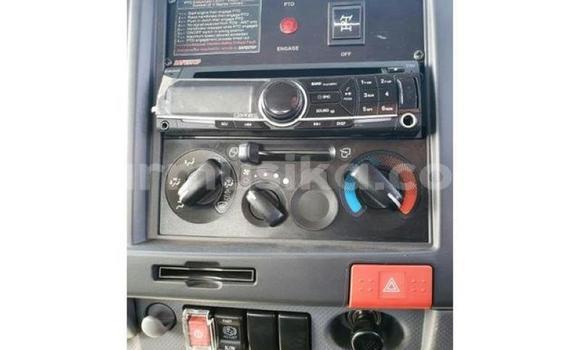 Acheter Occasion Utilitaire Isuzu FTR 850 Blanc à Beitbridge, Matabeleland South Acheter Occasion Utilitaire Isuzu FTR 850 Blanc à Beitbridge, Matabeleland South