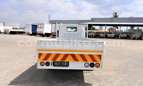 Tenga Tsaru Toyota Dyna Chena Rori in Beitbridge in Matabeleland South Tenga Tsaru Toyota Dyna Chena Rori in Beitbridge in Matabeleland South