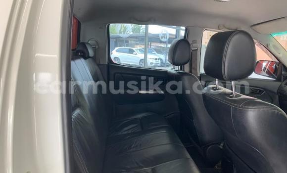 Acheter Occasion Voiture Toyota Hilux Blanc à Beitbridge, Matabeleland South Acheter Occasion Voiture Toyota Hilux Blanc à Beitbridge, Matabeleland South