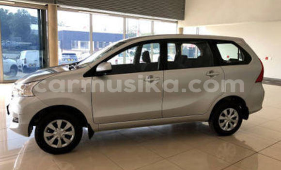 Tenga Tsaru Toyota Avanza Sirivha Mota in Harare in Harare Tenga Tsaru Toyota Avanza Sirivha Mota in Harare in Harare