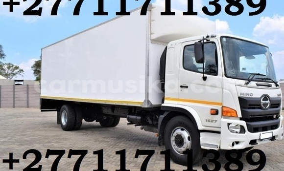 Buy Used Toyota Dyna White Truck in Harare in Harare
