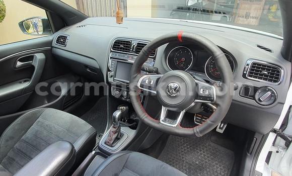 Acheter Occasion Voiture Volkswagen Polo GTI Blanc à Beitbridge, Matabeleland South Acheter Occasion Voiture Volkswagen Polo GTI Blanc à Beitbridge, Matabeleland South