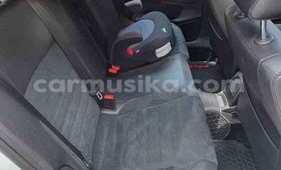 Acheter Occasion Voiture Volkswagen Polo GTI Blanc à Beitbridge, Matabeleland South Acheter Occasion Voiture Volkswagen Polo GTI Blanc à Beitbridge, Matabeleland South