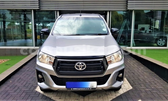 Tenga Tsaru Toyota Hilux Sirivha Mota in Beitbridge in Matabeleland South Tenga Tsaru Toyota Hilux Sirivha Mota in Beitbridge in Matabeleland South