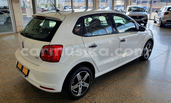 Nunua Ilio tumika Volkswagen Polo Nyeupe Gari ndani ya Beitbridge nchini Matabeleland Kusini Nunua Ilio tumika Volkswagen Polo Nyeupe Gari ndani ya Beitbridge nchini Matabeleland Kusini