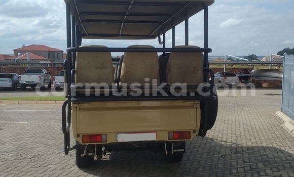 Tenga Tsaru Toyota Land Cruiser Zvimwe Mota in Beitbridge in Matabeleland South Tenga Tsaru Toyota Land Cruiser Zvimwe Mota in Beitbridge in Matabeleland South