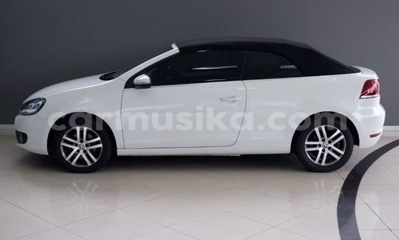 Tenga Tsaru Volkswagen Golf Chena Mota in Beitbridge in Matabeleland South Tenga Tsaru Volkswagen Golf Chena Mota in Beitbridge in Matabeleland South