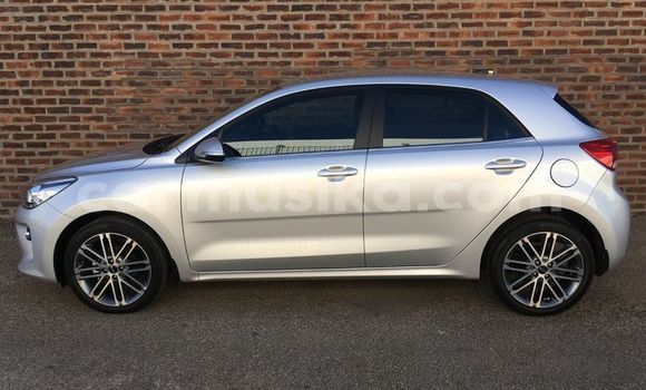 Buy Used Kia Rio Silver Car in Beitbridge in Matabeleland South