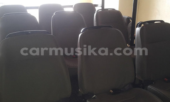 Tenga Tsaru Toyota Land Cruiser Zvimwe Mota in Beitbridge in Matabeleland South Tenga Tsaru Toyota Land Cruiser Zvimwe Mota in Beitbridge in Matabeleland South