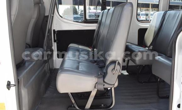 Buy Used Nissan NV350 Caravan White Car in Beitbridge in Matabeleland South Buy Used Nissan NV350 Caravan White Car in Beitbridge in Matabeleland South