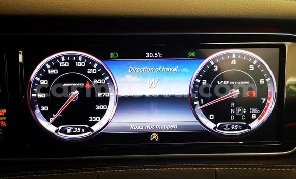 Acheter Occasion Voiture Mercedes‒Benz C-klasse AMG Blanc à Beitbridge, Matabeleland South Acheter Occasion Voiture Mercedes‒Benz C-klasse AMG Blanc à Beitbridge, Matabeleland South