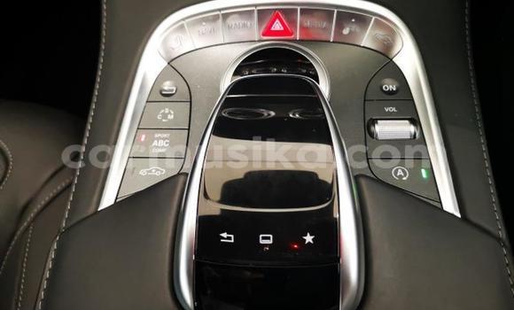 Acheter Occasion Voiture Mercedes‒Benz C-klasse AMG Blanc à Beitbridge, Matabeleland South Acheter Occasion Voiture Mercedes‒Benz C-klasse AMG Blanc à Beitbridge, Matabeleland South