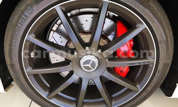 Acheter Occasion Voiture Mercedes‒Benz C-klasse AMG Blanc à Beitbridge, Matabeleland South Acheter Occasion Voiture Mercedes‒Benz C-klasse AMG Blanc à Beitbridge, Matabeleland South