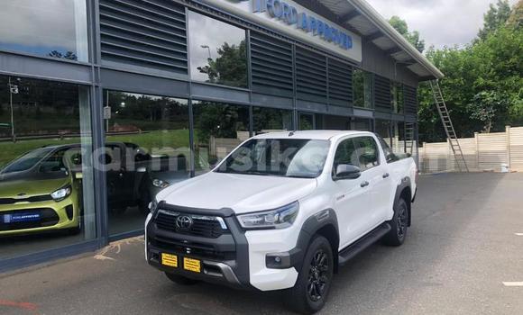 Acheter Occasion Voiture Toyota Hilux Blanc à Beitbridge, Matabeleland South Acheter Occasion Voiture Toyota Hilux Blanc à Beitbridge, Matabeleland South