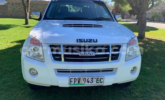Acheter Occasion Voiture Isuzu KB Blanc à Beitbridge, Matabeleland South Acheter Occasion Voiture Isuzu KB Blanc à Beitbridge, Matabeleland South