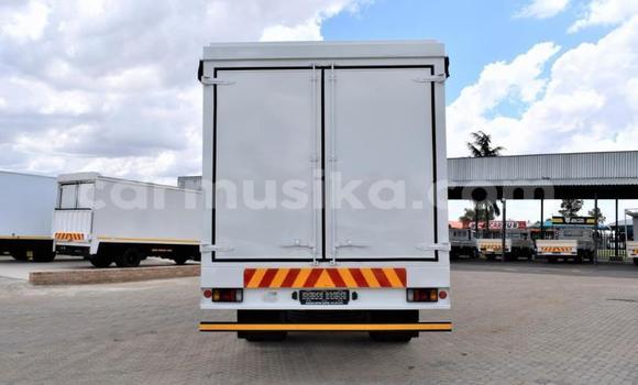 Tenga Tsaru Isuzu Trooper Chena Mota in Beitbridge in Matabeleland South Tenga Tsaru Isuzu Trooper Chena Mota in Beitbridge in Matabeleland South