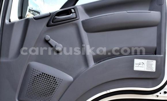 Tenga Tsaru Isuzu Trooper Chena Mota in Beitbridge in Matabeleland South Tenga Tsaru Isuzu Trooper Chena Mota in Beitbridge in Matabeleland South