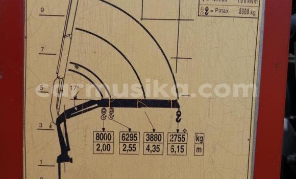 Acheter Occasion Utilitaire Nissan UD Blanc à Beitbridge, Matabeleland South Acheter Occasion Utilitaire Nissan UD Blanc à Beitbridge, Matabeleland South