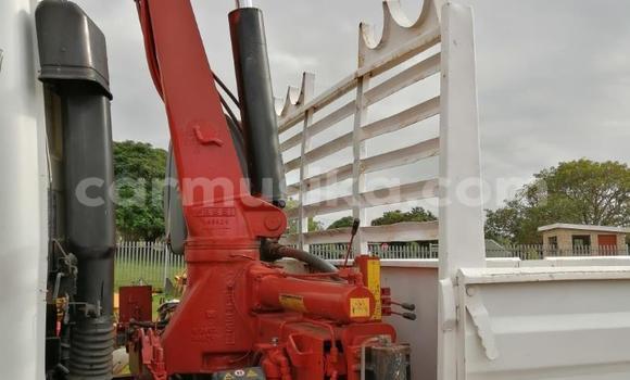 Acheter Occasion Utilitaire Nissan UD Blanc à Beitbridge, Matabeleland South Acheter Occasion Utilitaire Nissan UD Blanc à Beitbridge, Matabeleland South