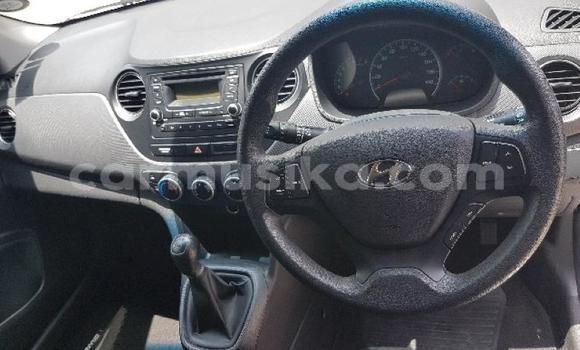 Nunua Ilio tumika Hyundai i10 Nyeupe Gari ndani ya Beitbridge nchini Matabeleland Kusini Nunua Ilio tumika Hyundai i10 Nyeupe Gari ndani ya Beitbridge nchini Matabeleland Kusini