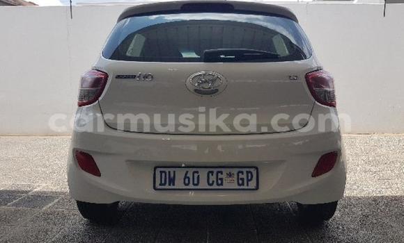 Nunua Ilio tumika Hyundai i10 Nyeupe Gari ndani ya Beitbridge nchini Matabeleland Kusini Nunua Ilio tumika Hyundai i10 Nyeupe Gari ndani ya Beitbridge nchini Matabeleland Kusini