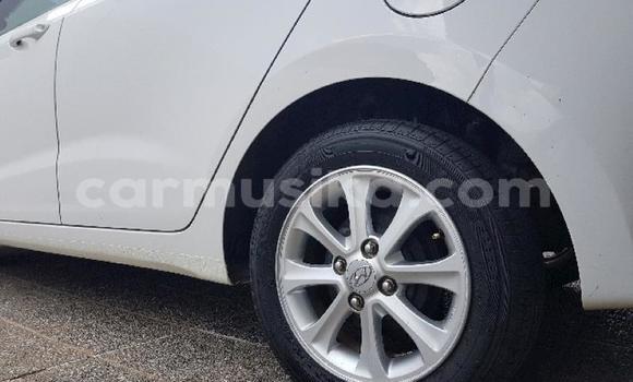 Nunua Ilio tumika Hyundai i10 Nyeupe Gari ndani ya Beitbridge nchini Matabeleland Kusini Nunua Ilio tumika Hyundai i10 Nyeupe Gari ndani ya Beitbridge nchini Matabeleland Kusini