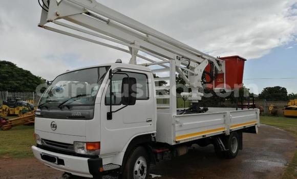 Buy Used Nissan UD White Truck in Beitbridge in Matabeleland South Buy Used Nissan UD White Truck in Beitbridge in Matabeleland South