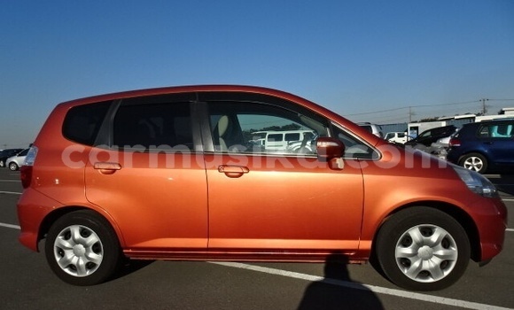Buy Used Honda Fit Brown Car in Beitbridge in Matabeleland South Buy Used Honda Fit Brown Car in Beitbridge in Matabeleland South