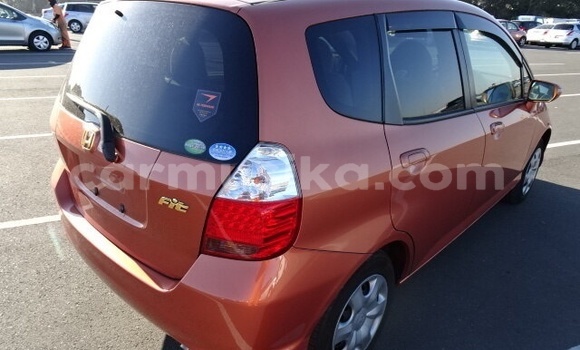 Buy Used Honda Fit Brown Car in Beitbridge in Matabeleland South Buy Used Honda Fit Brown Car in Beitbridge in Matabeleland South