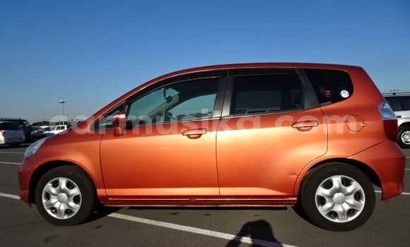 Buy Used Honda Fit Brown Car in Beitbridge in Matabeleland South Buy Used Honda Fit Brown Car in Beitbridge in Matabeleland South