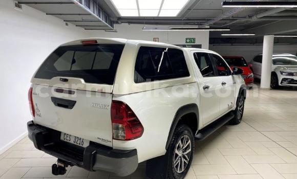 Acheter Occasion Voiture Toyota Hilux Blanc à Beitbridge, Matabeleland South Acheter Occasion Voiture Toyota Hilux Blanc à Beitbridge, Matabeleland South