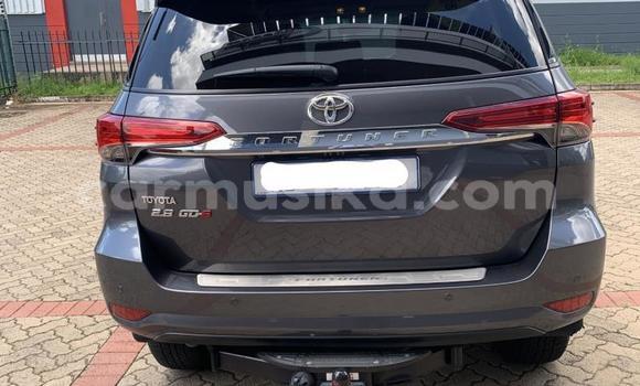 Buy Used Toyota Fortuner Beige Car in Beitbridge in Matabeleland South Buy Used Toyota Fortuner Beige Car in Beitbridge in Matabeleland South