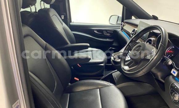 Nunua Ilio tumika Mercedes Viano Fedha Gari ndani ya Beitbridge nchini Matabeleland Kusini Nunua Ilio tumika Mercedes Viano Fedha Gari ndani ya Beitbridge nchini Matabeleland Kusini