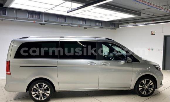 Nunua Ilio tumika Mercedes Viano Fedha Gari ndani ya Beitbridge nchini Matabeleland Kusini Nunua Ilio tumika Mercedes Viano Fedha Gari ndani ya Beitbridge nchini Matabeleland Kusini