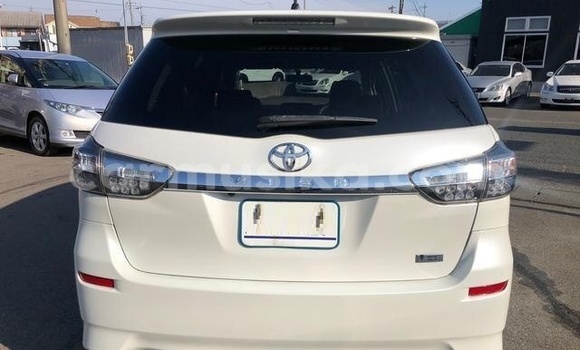 Nunua Ilio tumika Toyota Wish Nyeupe Gari ndani ya Beitbridge nchini Matabeleland Kusini Nunua Ilio tumika Toyota Wish Nyeupe Gari ndani ya Beitbridge nchini Matabeleland Kusini